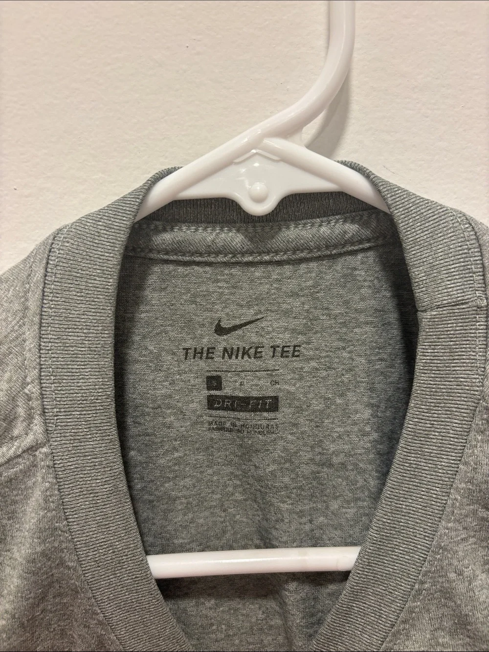 Nike womens Heather Gray Crewneck Tee with Black Swoosh small